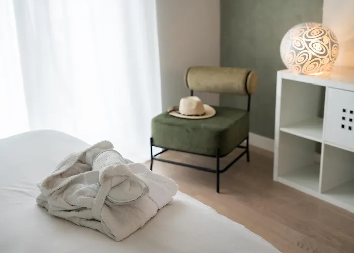 Апартаменти Bardolino Suite Бардоліно